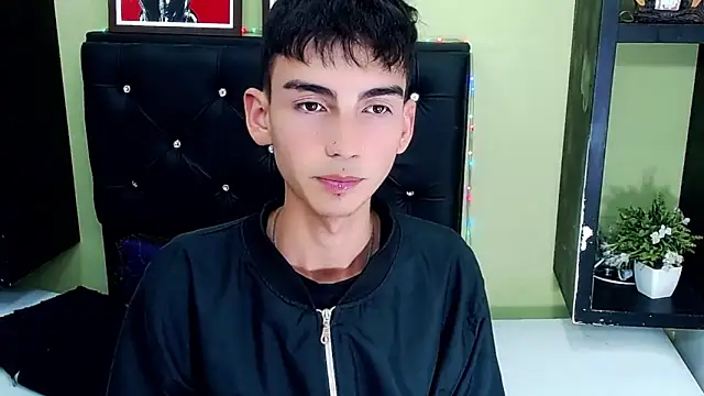 ttimy x boy online show from 02-08-25, 12:06