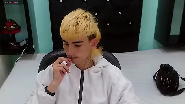 ttimy x boy online show from 04-16-26, 07:58