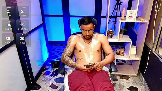 Snapshot of JackBlanco_ chatting on 03-15-25, 02:46 JackBlanco online show from 03-15-25, 02:46