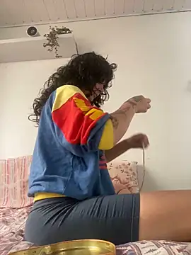 Snapshot of magalunabb chatting on 11-06-25, 11:22 magalunabb online show from 11-06-25, 11:22