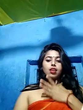 Snapshot of Sweet-Rani chatting on 12-14-24, 04:09 Sweet-Rani online show from 12-14-24, 04:09