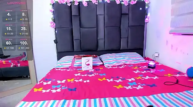 Violett Taylor online show from 02-06-25, 02:55