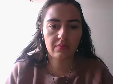 Snapshot of _karlie_kloss_ chatting on 01-14-25, 05:12 karlie kloss online show from 01-14-25, 05:12