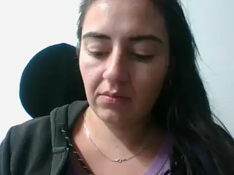 Snapshot of _karlie_kloss_ chatting on 01-23-25, 02:33 karlie kloss online show from 01-23-25, 02:33