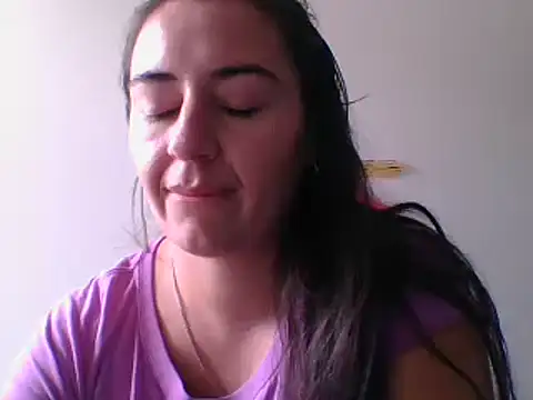 Snapshot of _karlie_kloss_ chatting on 09-17-25, 05:03 karlie kloss online show from 09-17-25, 05:03