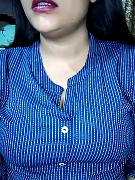 Snapshot of cutepragya2 chatting on 09-18-25, 04:03 cutepragya2 online show from 09-18-25, 04:03