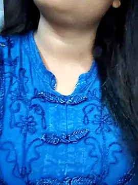 Snapshot of cutepragya2 chatting on 10-17-25, 08:39 cutepragya2 online show from 10-17-25, 08:39