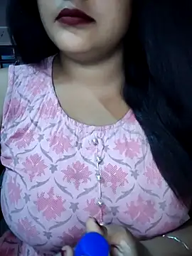 Snapshot of cutepragya2 chatting on 05-06-26, 06:24 cutepragya2 online show from 05-06-26, 06:24
