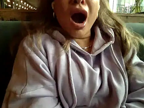 persiannqueen online show from 03-10-25, 10:59