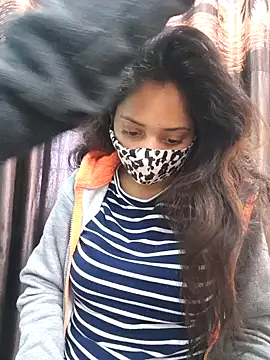 bigtitsqueen online show from 01-13-25, 05:44