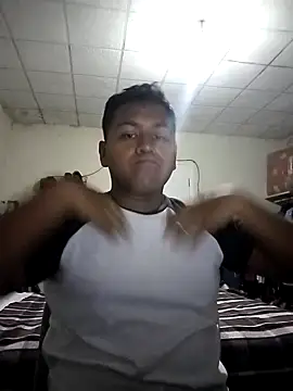 Snapshot of R1ch_Daddy chatting on 02-28-25, 03:04 R1ch Daddy online show from 02-28-25, 03:04