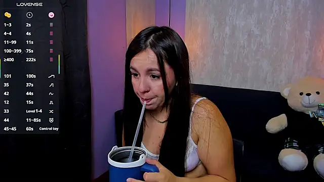 carlota petite online show from 11-06-25, 04:52