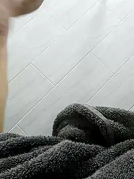 Snapshot of luchoarr chatting on 10-21-25, 11:38 luchoarr online show from 10-21-25, 11:38