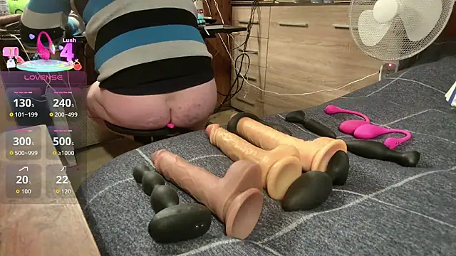 misteryman1956 online show from 09-27-25, 03:44