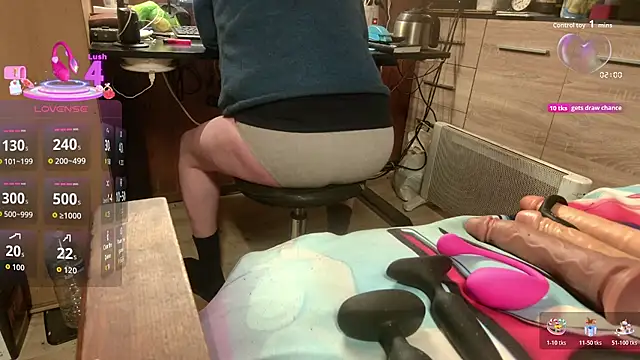 misteryman1956 online show from 11-18-25, 06:51