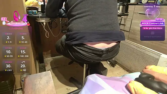 misteryman1956 online show from 03-10-26, 06:57