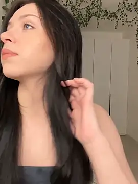 Snapshot of _SweetCandyy chatting on 12-13-24, 09:20 SweetCandyy online show from 12-13-24, 09:20