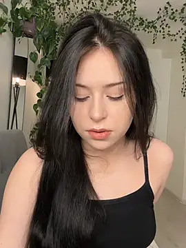 Snapshot of _SweetCandyy chatting on 12-15-24, 05:31 SweetCandyy online show from 12-15-24, 05:31