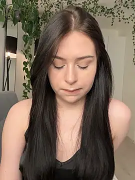 Snapshot of _SweetCandyy chatting on 01-27-25, 09:11 SweetCandyy online show from 01-27-25, 09:11