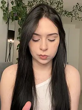 Snapshot of _SweetCandyy chatting on 02-08-25, 09:04 SweetCandyy online show from 02-08-25, 09:04