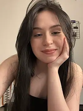 Snapshot of _SweetCandyy chatting on 02-12-25, 11:20 SweetCandyy online show from 02-12-25, 11:20