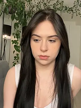 Snapshot of _SweetCandyy chatting on 02-21-25, 12:27 SweetCandyy online show from 02-21-25, 12:27