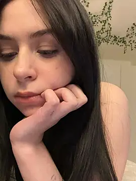 Snapshot of _SweetCandyy chatting on 02-28-25, 03:37 SweetCandyy online show from 02-28-25, 03:37