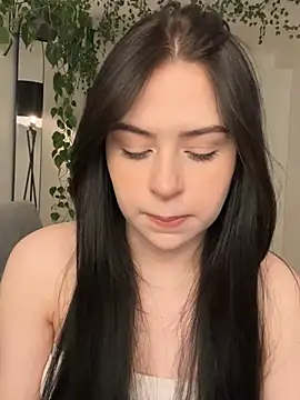 Snapshot of _SweetCandyy chatting on 03-01-25, 09:04 SweetCandyy online show from 03-01-25, 09:04