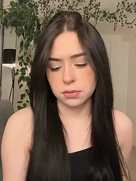 Snapshot of _SweetCandyy chatting on 03-17-25, 08:19 SweetCandyy online show from 03-17-25, 08:19