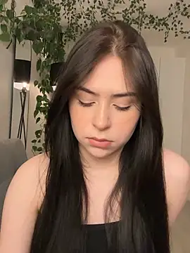 Snapshot of _SweetCandyy chatting on 03-19-25, 12:04 SweetCandyy online show from 03-19-25, 12:04