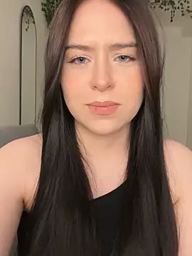 Snapshot of _SweetCandyy chatting on 10-08-25, 07:11 SweetCandyy online show from 10-08-25, 07:11