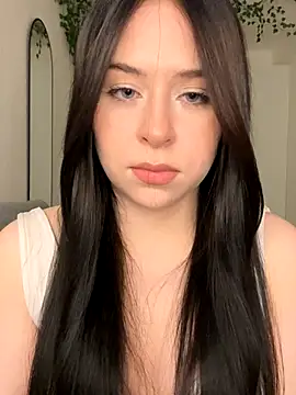 Snapshot of _SweetCandyy chatting on 10-19-25, 05:24 SweetCandyy online show from 10-19-25, 05:24