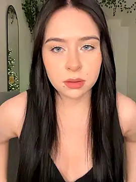 Snapshot of _SweetCandyy chatting on 11-28-25, 07:49 SweetCandyy online show from 11-28-25, 07:49