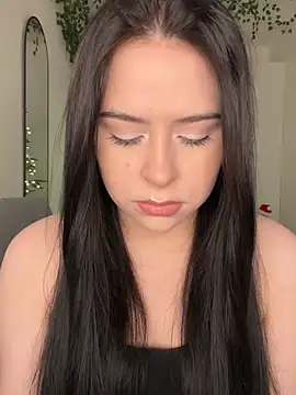 Snapshot of _SweetCandyy chatting on 12-05-25, 08:27 SweetCandyy online show from 12-05-25, 08:27