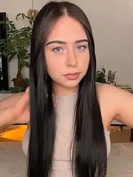  SweetCandyy online show from 04-24-26, 07:27