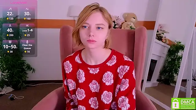 Snapshot of MirraBellanta chatting on 02-08-26, 12:14 MirraBellanta online show from 02-08-26, 12:14