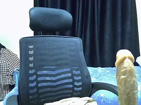 Horny-slut  online show from 07-16-26, 08:37