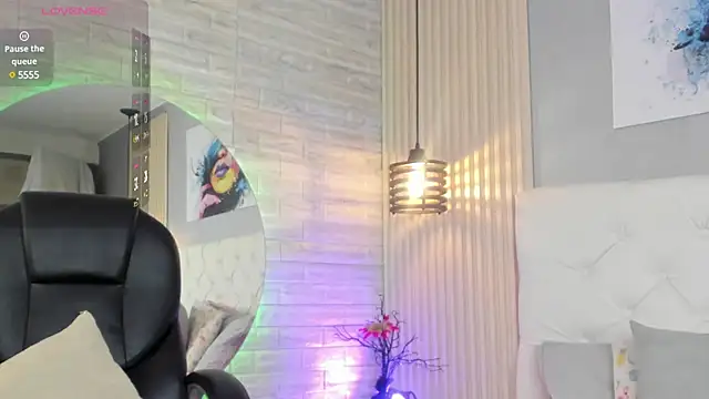 nicole  parker1 online show from 03-22-25, 03:42