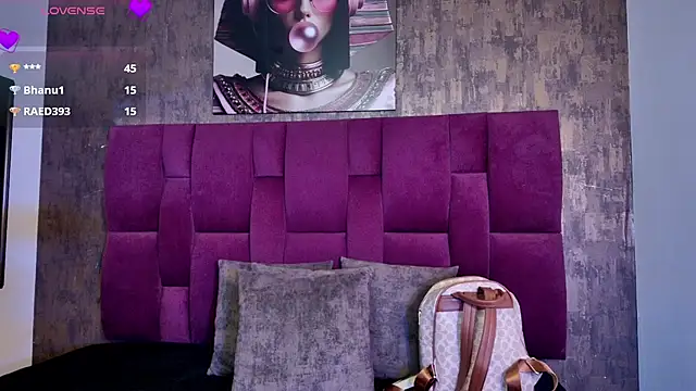 nicole  parker1 online show from 10-19-25, 08:59