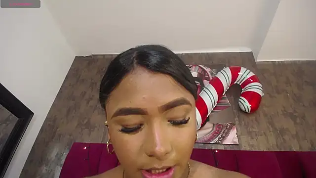 nicole  parker1 online show from 12-16-25, 08:14