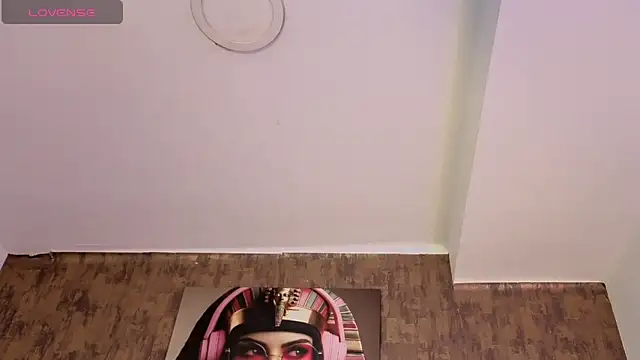 Snapshot of nicole__parker1 chatting on 01-17-26, 07:17 nicole parker1 online show from 01-17-26, 07:17