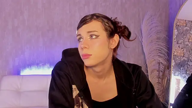 pixy 20 online show from 11-18-25, 03:23