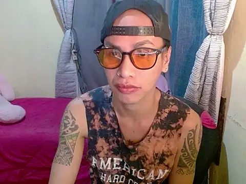 Snapshot of Indaypakay_ts chatting on 01-07-26, 07:27 Indaypakay ts online show from 01-07-26, 07:27