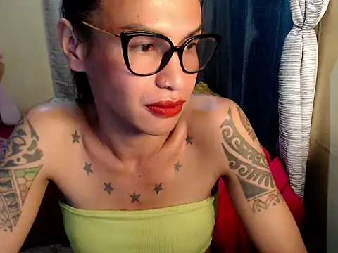 Snapshot of Indaypakay_ts chatting on 03-01-26, 08:11 Indaypakay ts online show from 03-01-26, 08:11