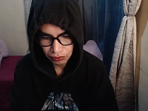 Snapshot of Indaypakay_ts chatting on 03-12-26, 12:06 Indaypakay ts online show from 03-12-26, 12:06