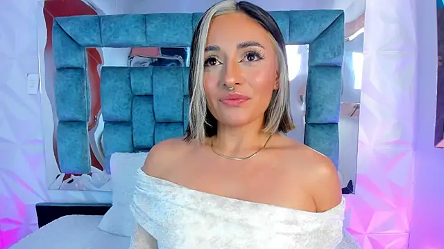 Nanda Vixen online show from 01-30-25, 06:13