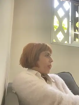 spacegirlll online show from 09-27-25, 04:34