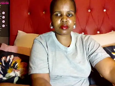 Honeybae82x online show from 03-12-25, 10:28