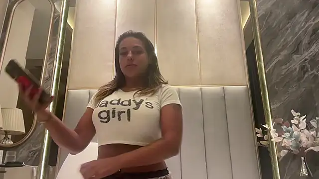 Snapshot of Dif-tjejen chatting on 02-09-26, 08:02 Dif-tjejen online show from 02-09-26, 08:02