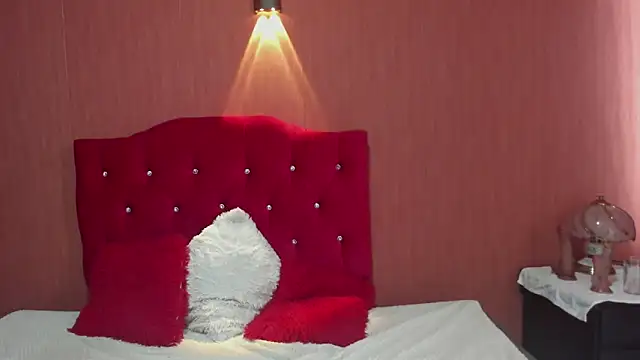 ChloeTurner  online show from 01-30-25, 05:49